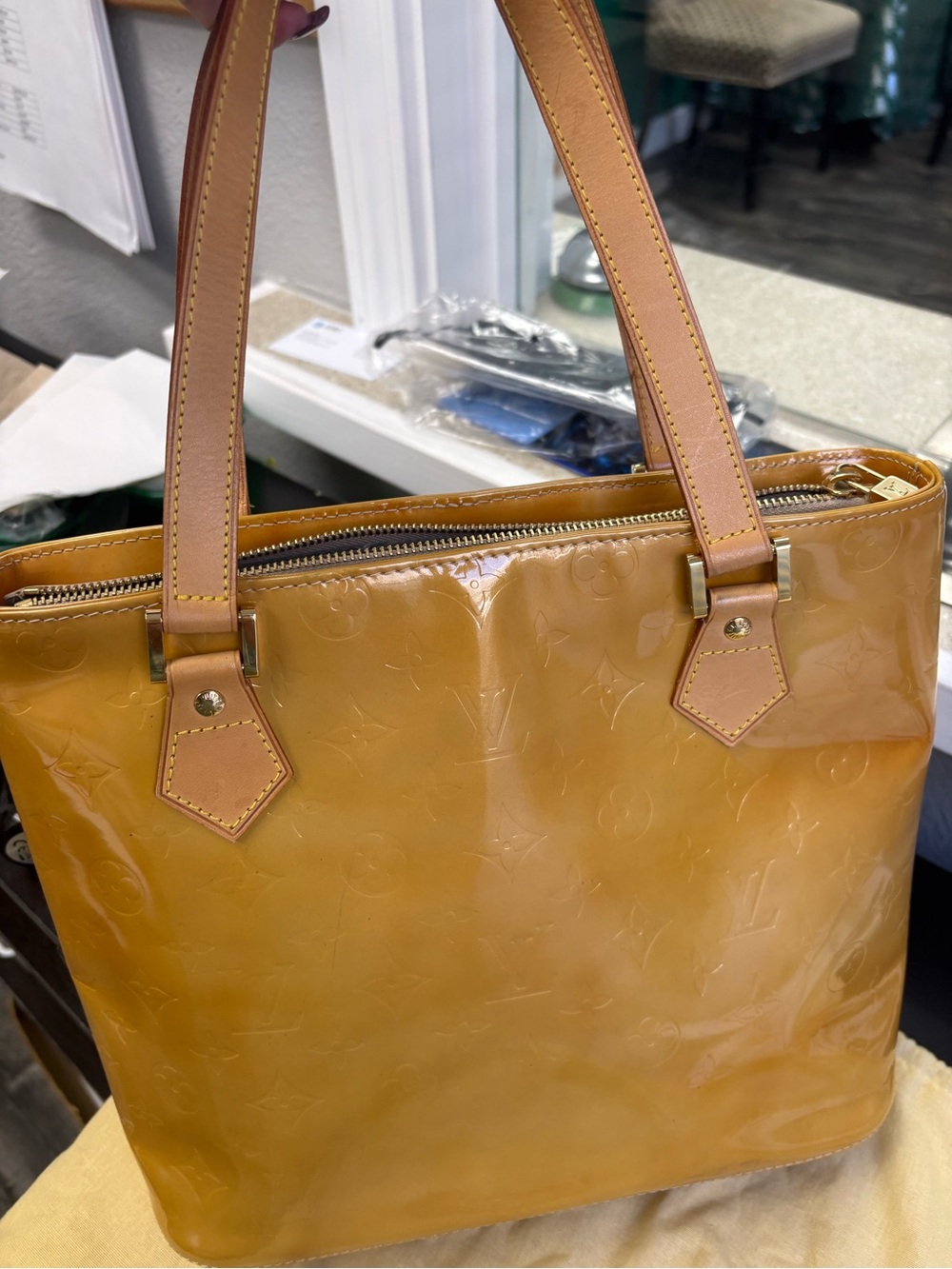 Louis Vuitton Yellow Vernis Tote Bag - Picture 14 of 16